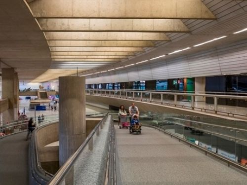 Interior aeroporto de Confins