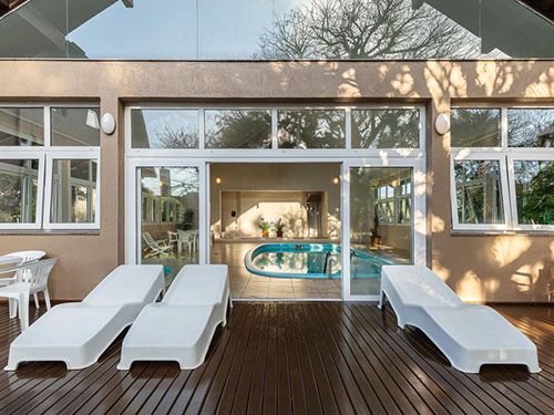 Piscina do hotel Fioreze Quero Quero