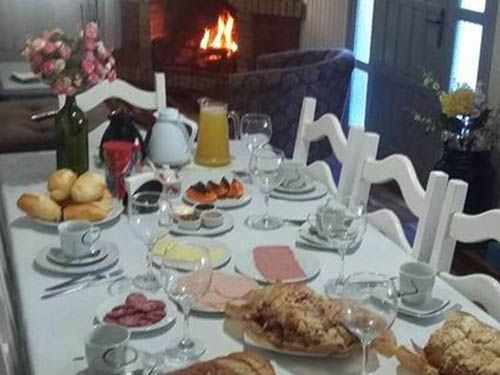 café da manhã Pousada Jardim Coberto