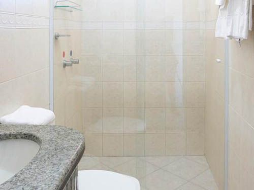 banheiro Bombinhas Praia Apart Hotel