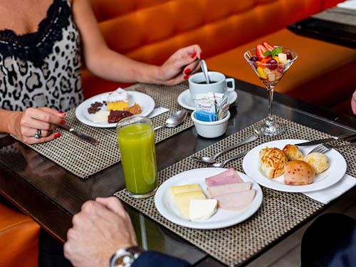 café da manhã Hilton Garden Inn Belo Horizonte Lourdes