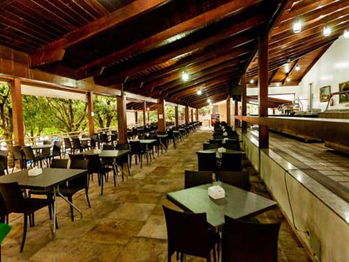 Mesas da Pousada do Ipê