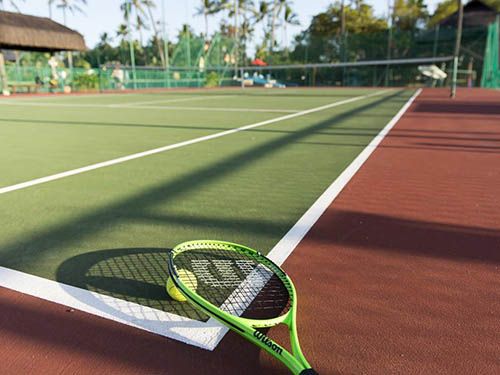 Quadra de Tênis do NANNAI Muro Alto