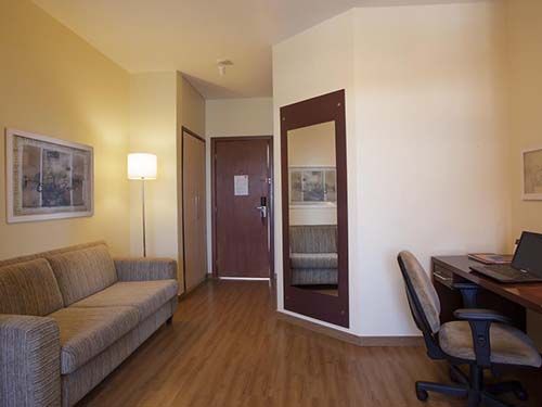 sala do Comfort Suites Campinas
