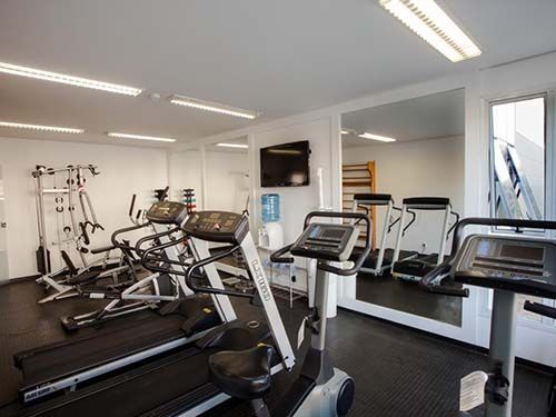 academia do Comfort Suites Campinas