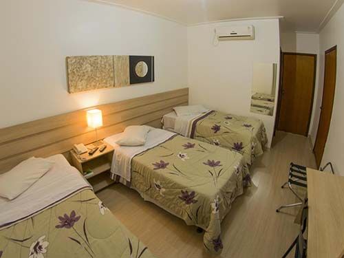 suite do Hotel Castro Mendes