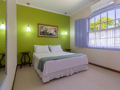 Cama da pousada eclipse