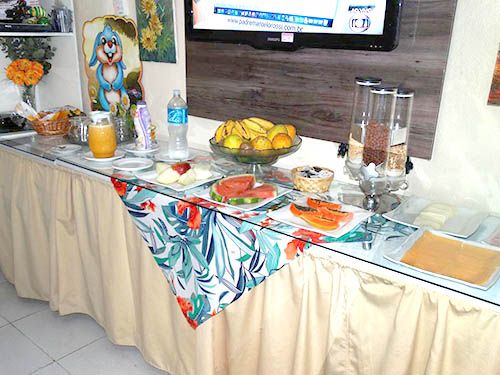 café da manhã da Pousada do Nei