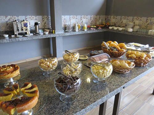 café da manhã da Pousada Mar de Minas