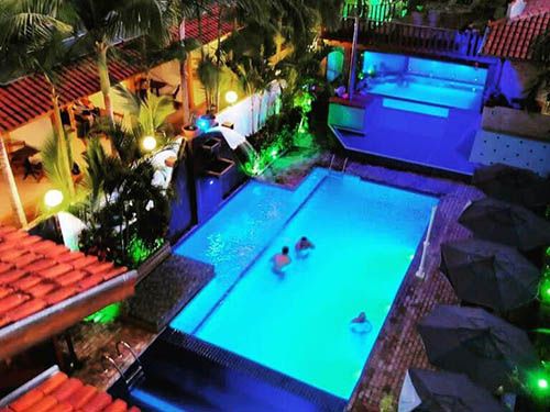 Piscina do Hotel Pousada Natural