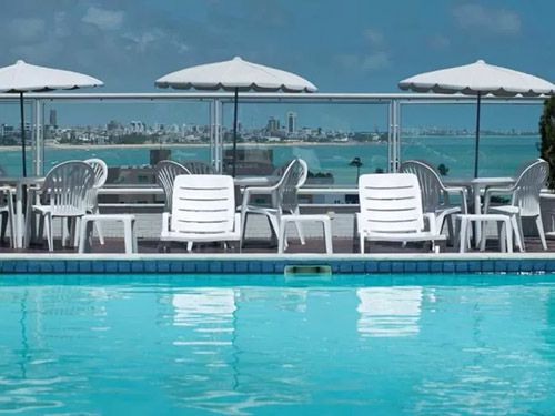 piscina do Best Western Hotel Caiçara