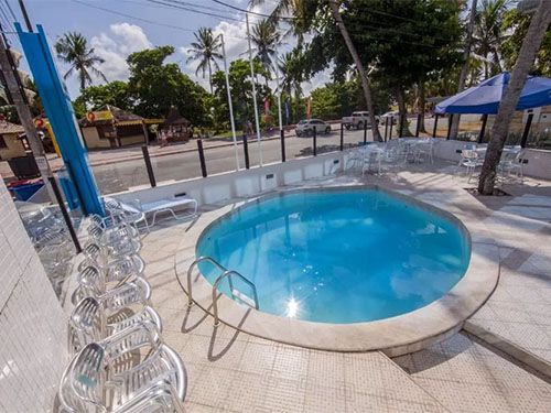 Ambassador Flat piscina