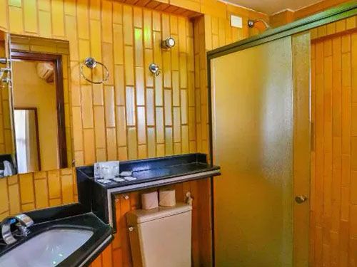 banheiro da San Marino Hotel