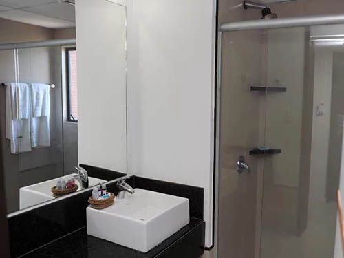 banheiro do Monte Pascoal Praia Hotel Salvador