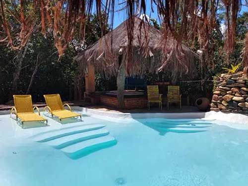 piscina da Pousada Do Lado de Lá