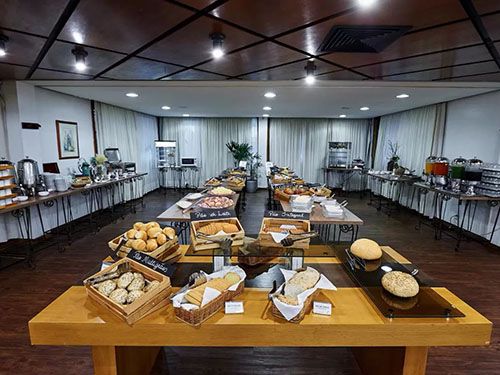 café da manhã do Dall’Onder Grande Hotel Bento Gonçalves