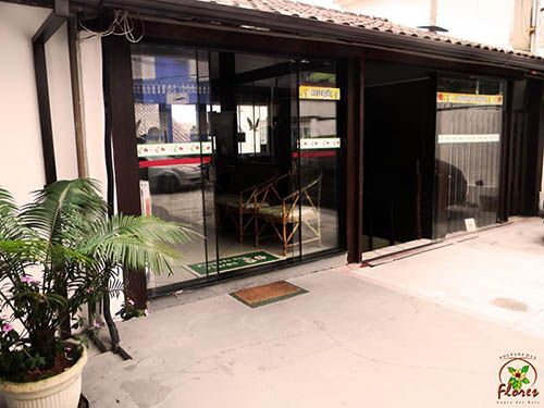 Entrada da Pousada das Flores
