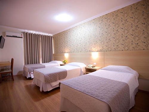 Quarto do Hotel Rafain Centro