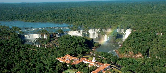 Fachada do Belmond Hotel das Cataratas