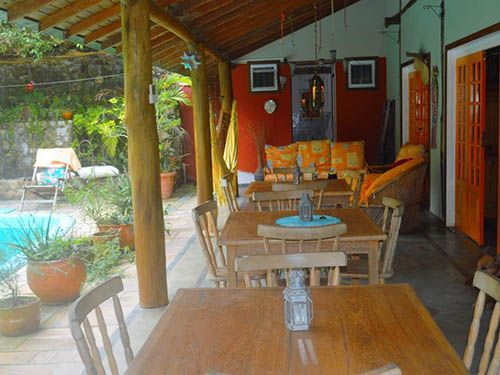 Mesas na Pousada Aquarium