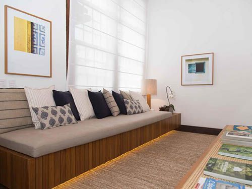 Sofá da Pousada Literária de Paraty