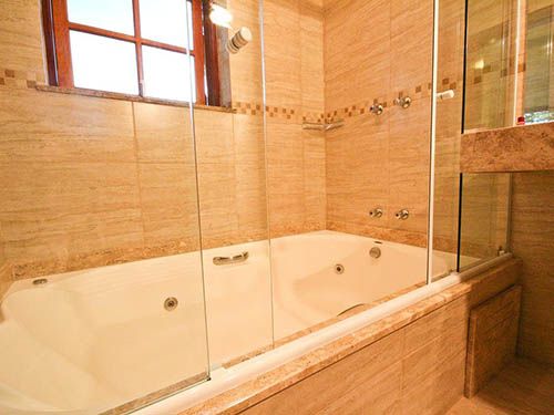 Banheiro da pousada Campos de Provence Campos do Jordão