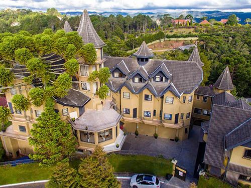 vista aérea do Castelo Nacional Inn