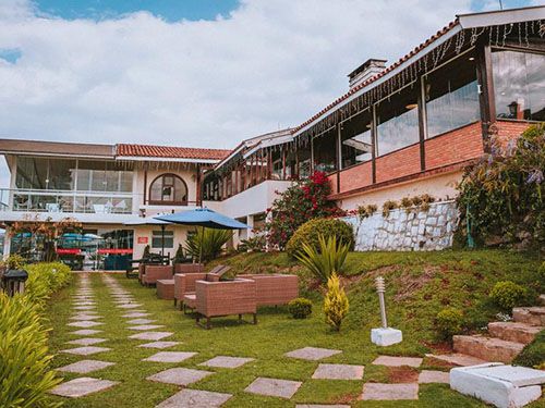 Entrada do Chris Park Hotel