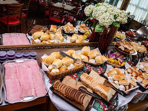 Café da manhã Hotel Golden Park Campos