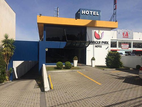 Entrada do Barigui Park Hotel