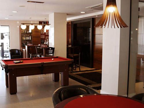 Sala de jogos do San Juan Executive