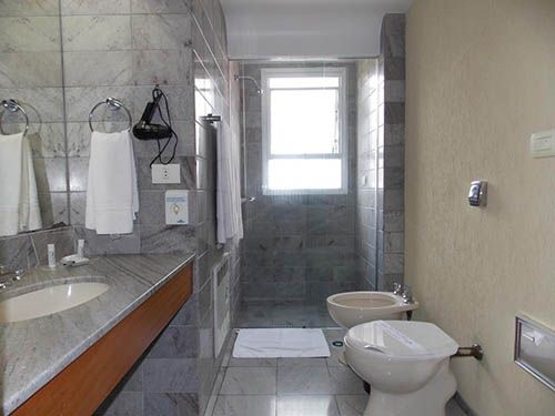 Banheiro do Duomo Park Hotel