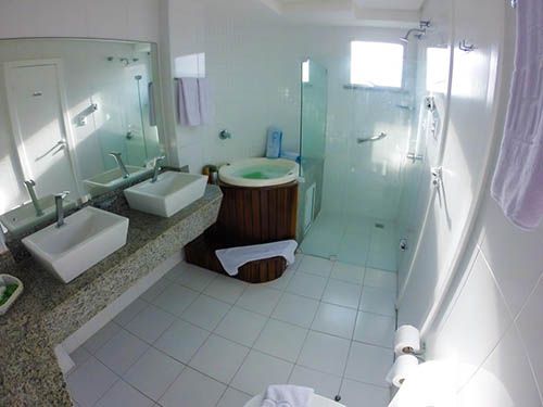 banheiro do Real Classic Hotel