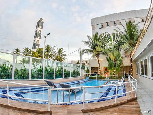 piscina do Farol Plaza Hotel