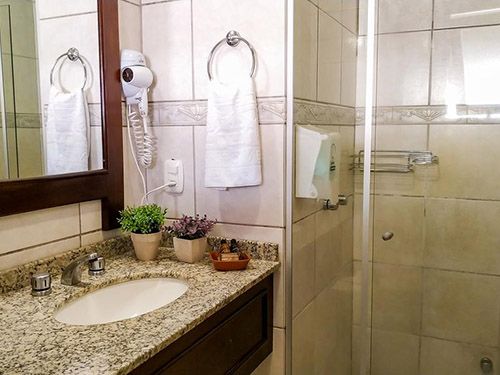 Banheiro do Hotel Canto Verde