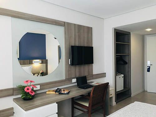 Bancada no quarto Mar Hotel Conventions