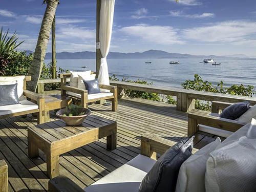 Cadeiras na Pousada dos Sonhos