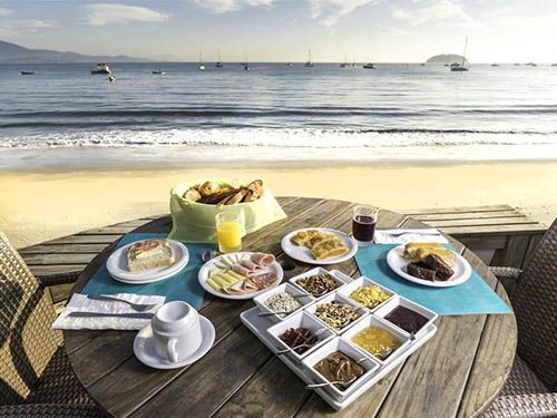 Refeição na Pousada dos Sonhos