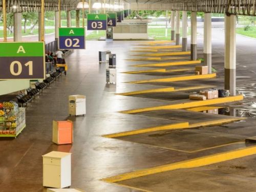 Embarque e desembarque, rodoviária de Recife