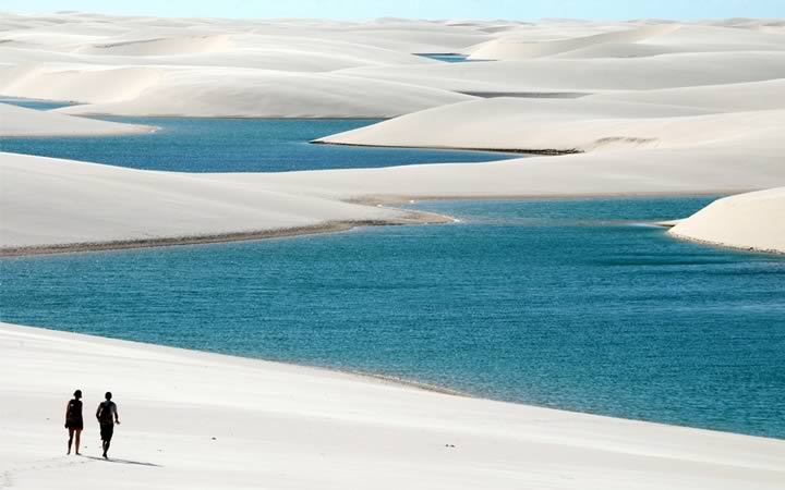 Lagoa Bonita em Lençóis Maranhenses Lagoa Bonita em Lençóis Maranhenses