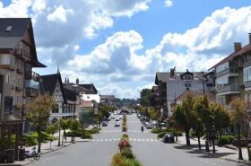 Avenida Borges de Medeiros em Gramado Avenida Borges de Medeiros em Gramado
