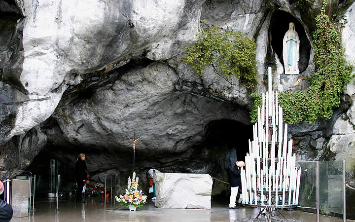 Gruta Nossa Senhora de Lourdes - Urubici Gruta Nossa Senhora de Lourdes - Urubici