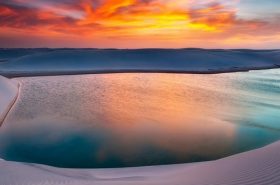 Lagoa Azul em lençóis Maranhenses