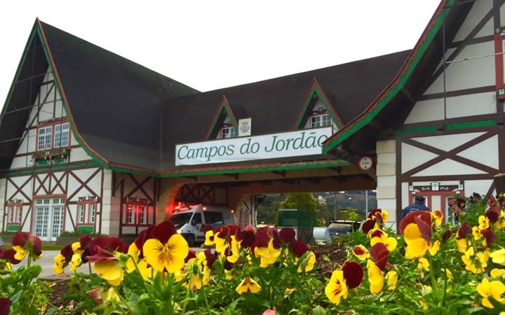Portal de Entrada de Campos do Jordão na Serra da Mantiqueira