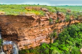 Salto véu de noiva em Chapada Diamantina