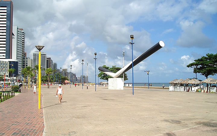 Calçadão da Avenida Beira Mar - Fortaleza Calçadão da Avenida Beira Mar - Fortaleza