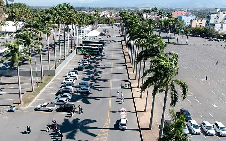 Fonte: Hotéis em aparecida Estacionamento em Aparecida do Norte