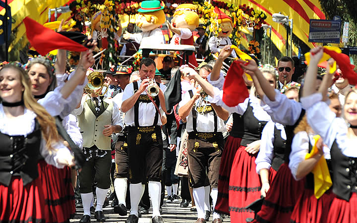 Oktoberfest - Santa Cruz do Sul Oktoberfest - Santa Cruz do Sul