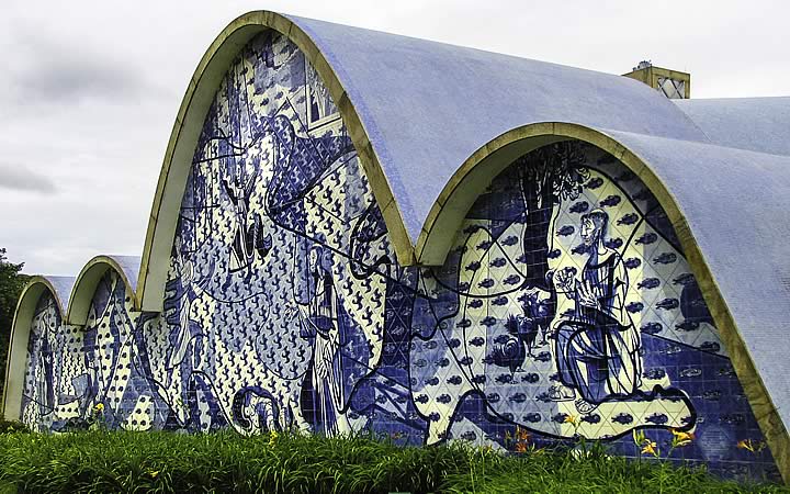 Painel de São Francisco na Igreja da Pampulha - Brasília Painel de São Francisco na Igreja da Pampulha - Brasília