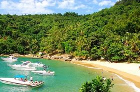 Passio de Iate e Lancha em Ilhabela Passio de Iate e Lancha em Ilhabela
